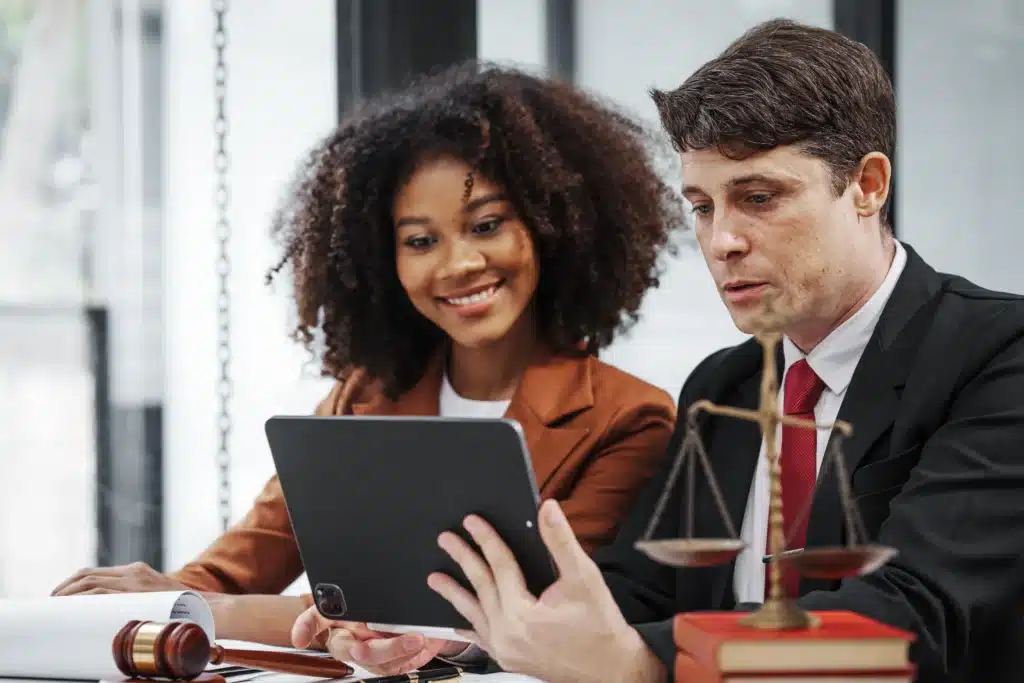 legal assistant vs paralegal 