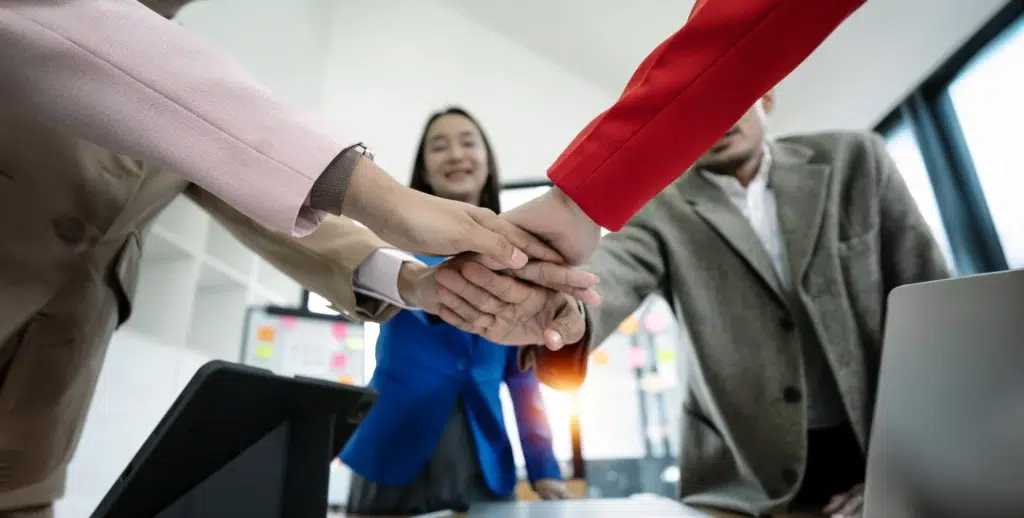 Stop Wasting Money: Outsourcing Marketing That Works 1 outsourcing marketing