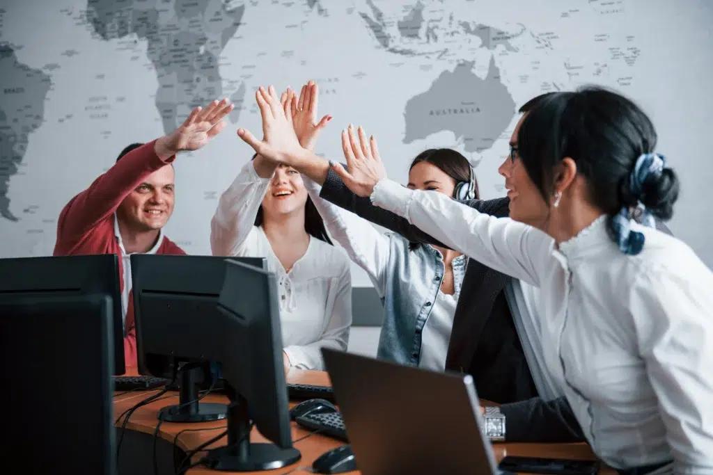 Nearshore vs Onshore Outsourcing: Key Differences to Know Before Hiring in 2026 1 nearshore vs onshore